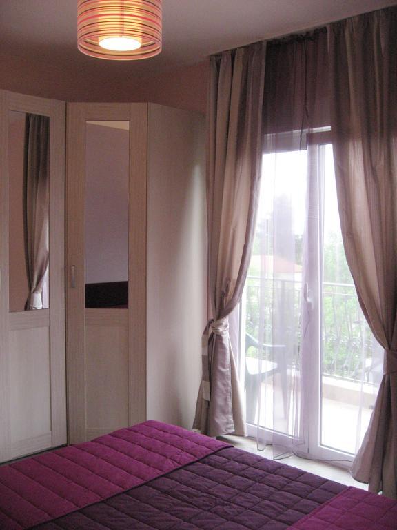 Smokva Apartments Herceg Novi Quarto foto