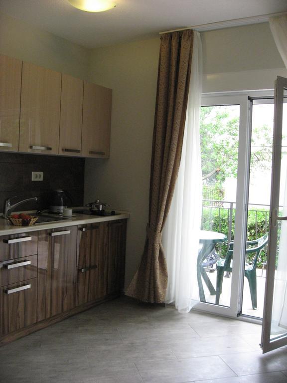 Smokva Apartments Herceg Novi Quarto foto